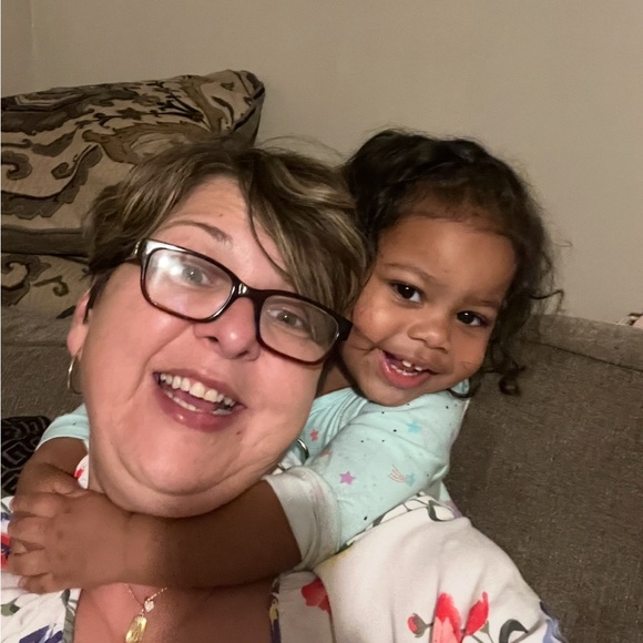 Meet your Posher, @missmac51! - Picture 5 of 13